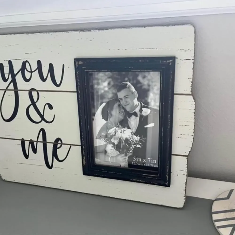 New wedding photo frame